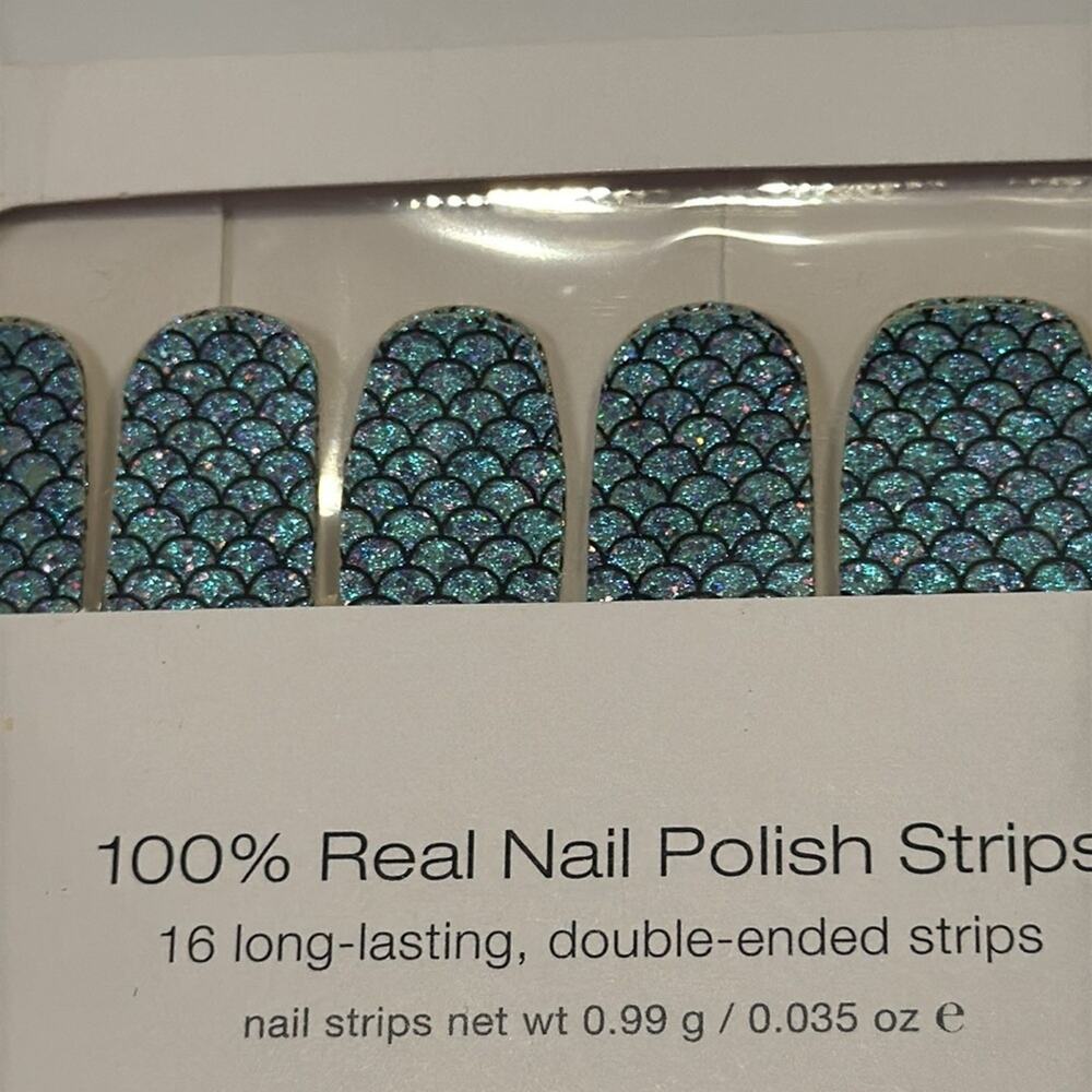 NWT Color Street Retired "Atlantis" Glitter Nail Strips